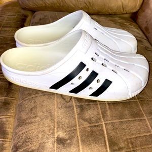 Adidas clog